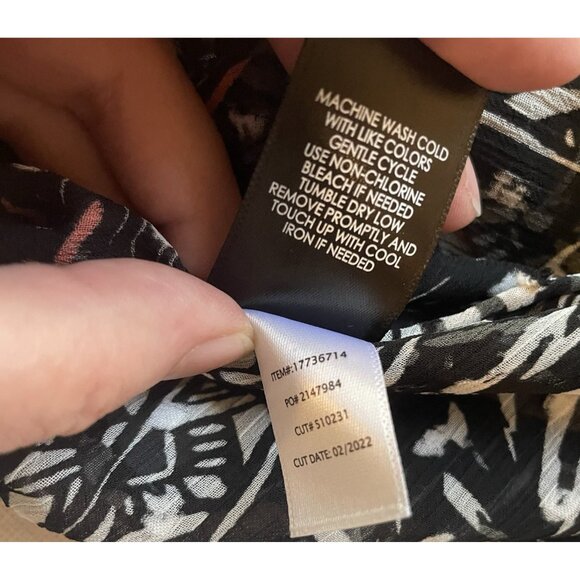 Torrid Kimono Womens Size (14-18) 1 / 2 Black Floral  Open Semi Sheer Beach - Picture 5 of 8